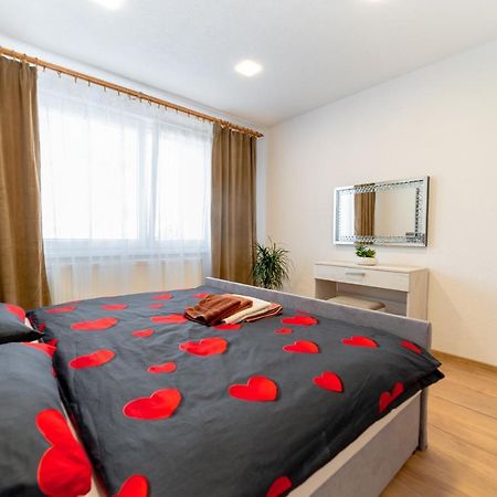 Apartman Discreet Kysucke Nove Mesto Экстерьер фото